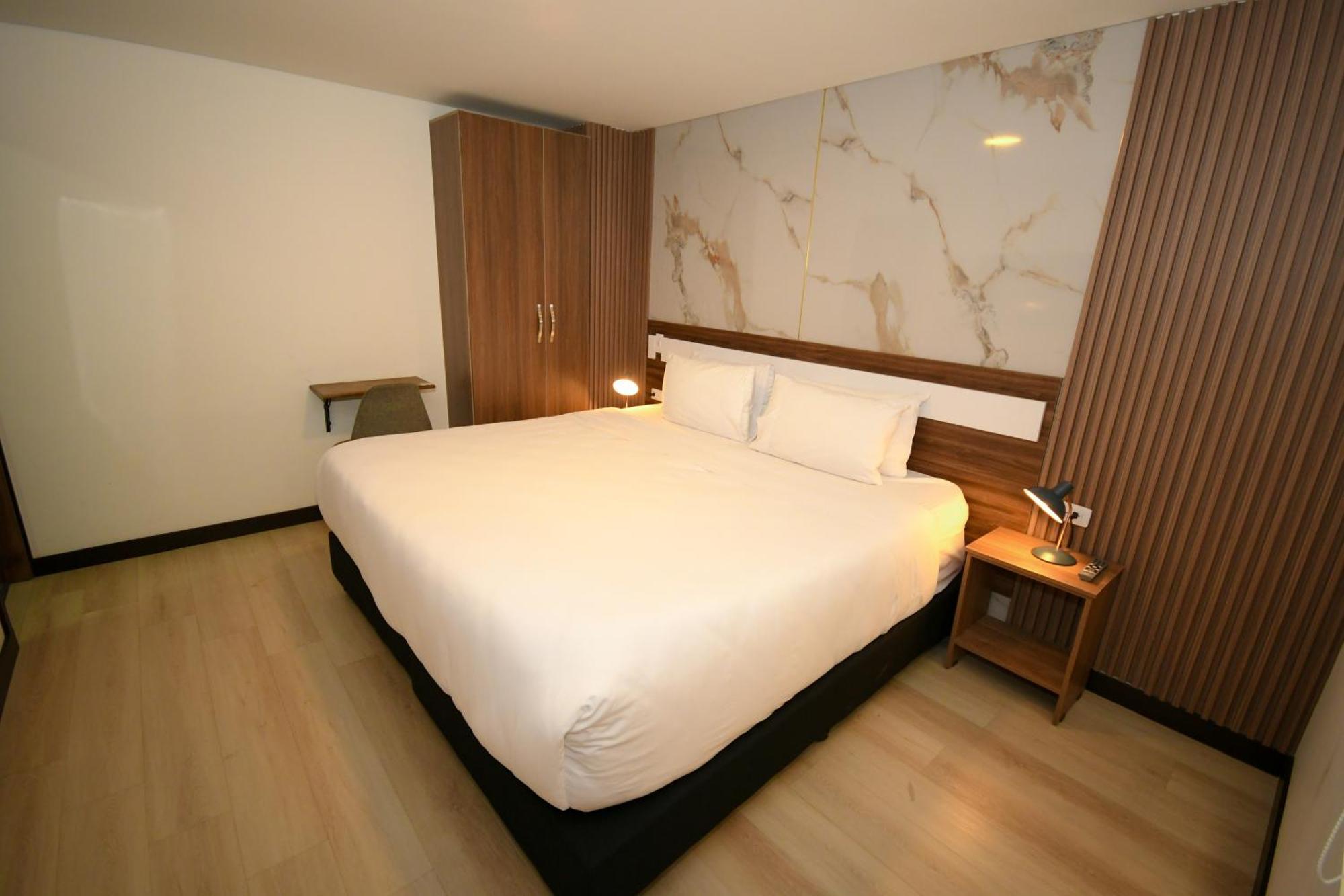 Hotel American Visa Boutique ボゴタ エクステリア 写真